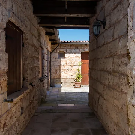 Hotel Masseria Casina Dei Cari 4*