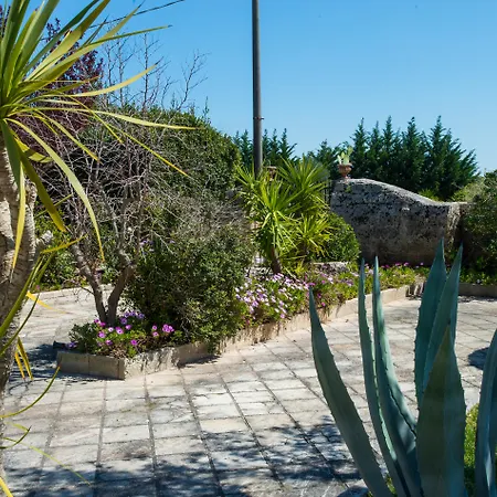 Masseria Casina Dei Cari Hotel