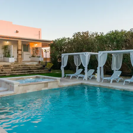 Masseria Casina Dei Cari 4*